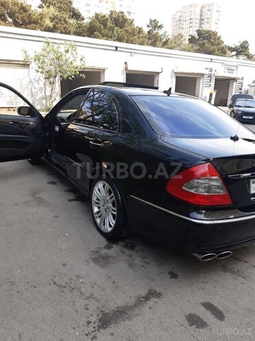 Mercedes E 260 2004, 353,300 km - 2.6 л - Bakı