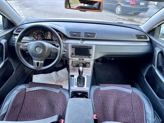Volkswagen Passat 2013, 196,000 km - 1.8 l - Bakı