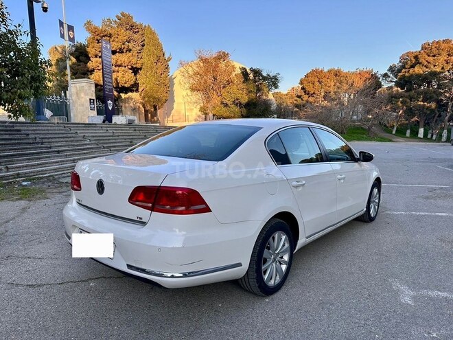 Volkswagen Passat 2013, 196,000 km - 1.8 l - Bakı