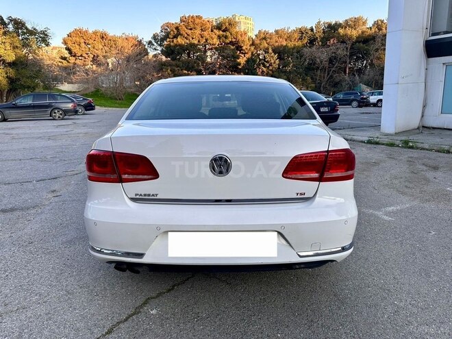 Volkswagen Passat 2013, 196,000 km - 1.8 l - Bakı