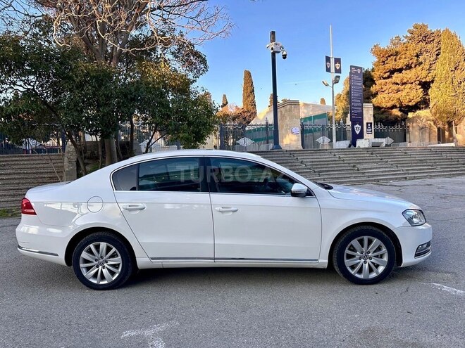 Volkswagen Passat 2013, 196,000 km - 1.8 l - Bakı