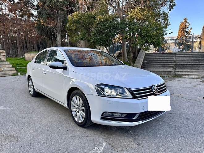 Volkswagen Passat 2013, 196,000 km - 1.8 l - Bakı