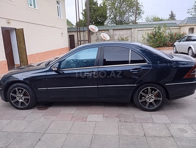 Mercedes C 220 d 2002, 357,000 km - 2.2 l - Bakı