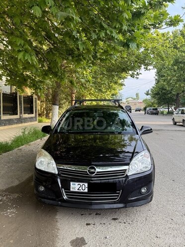 Opel Astra 2010, 210,000 km - 1.3 l - Gəncə
