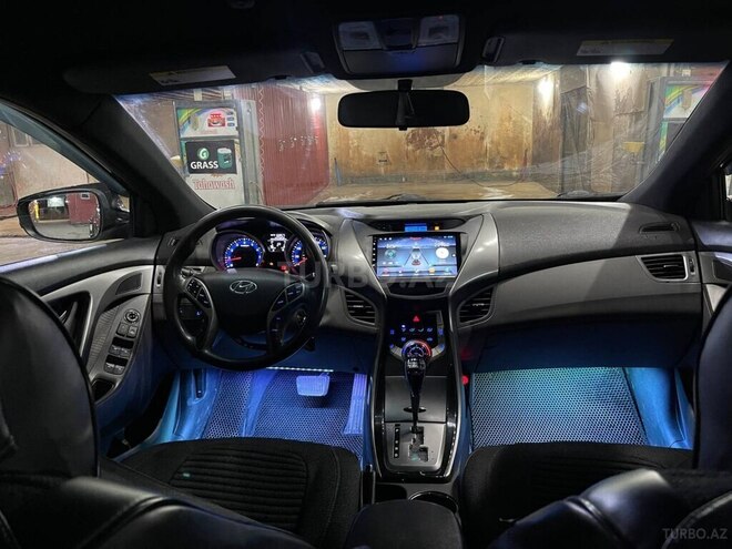 Hyundai Elantra 2013, 200,000 km - 2.0 l - Bakı