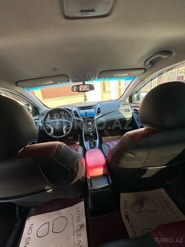Hyundai Elantra 2015, 144,000 km - 1.8 l - Bakı