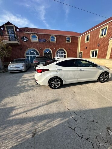 Hyundai Elantra 2015, 144,000 km - 1.8 l - Bakı
