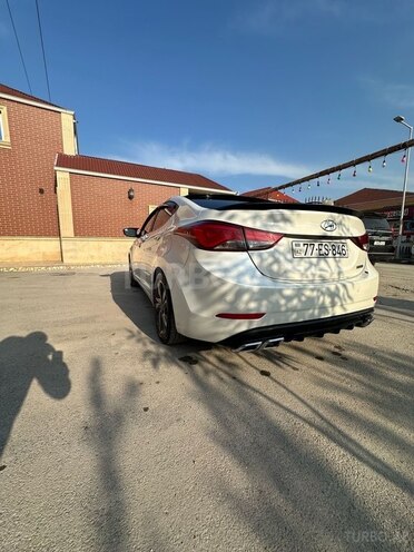Hyundai Elantra 2015, 144,000 km - 1.8 l - Bakı