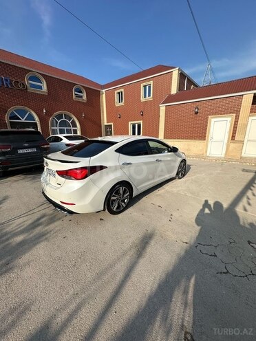 Hyundai Elantra 2015, 144,000 km - 1.8 l - Bakı