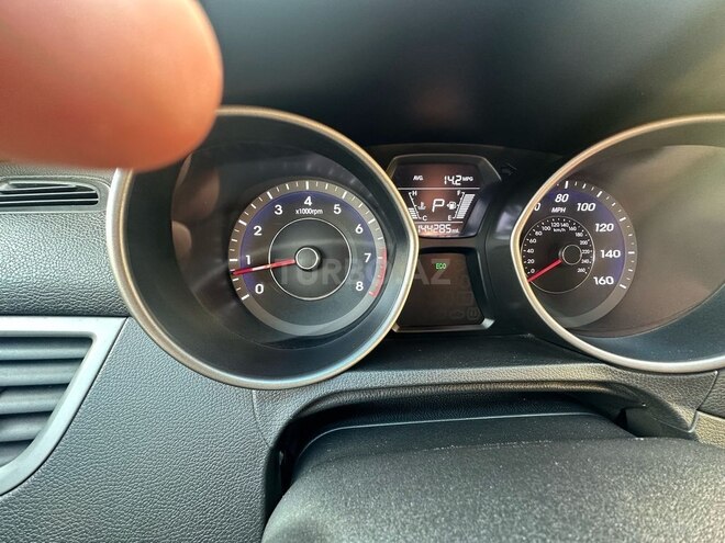 Hyundai Elantra 2015, 144,000 km - 1.8 l - Bakı