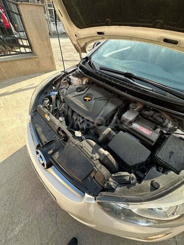 Hyundai Elantra 2015, 144,000 km - 1.8 l - Bakı