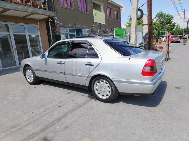 Mercedes C 180 1995, 422,495 km - 1.8 l - Zaqatala