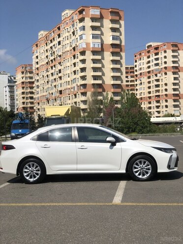 Toyota Corolla 2019, 105,600 km - 1.6 l - Bakı
