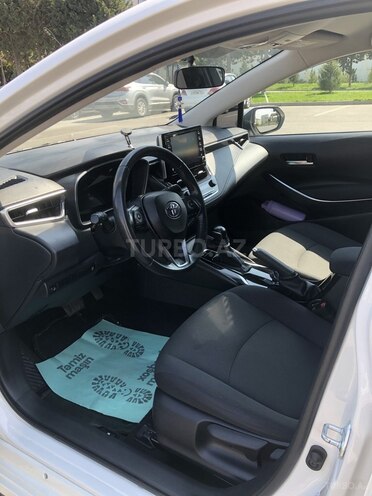 Toyota Corolla 2019, 105,600 km - 1.6 l - Bakı