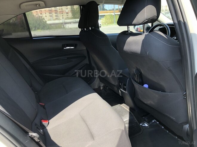 Toyota Corolla 2019, 105,600 km - 1.6 l - Bakı
