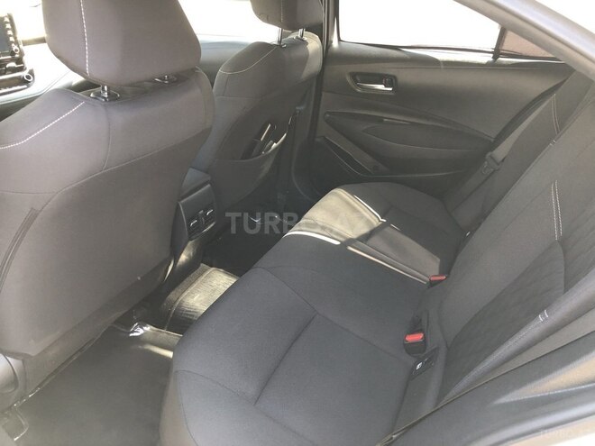 Toyota Corolla 2019, 105,600 km - 1.6 l - Bakı