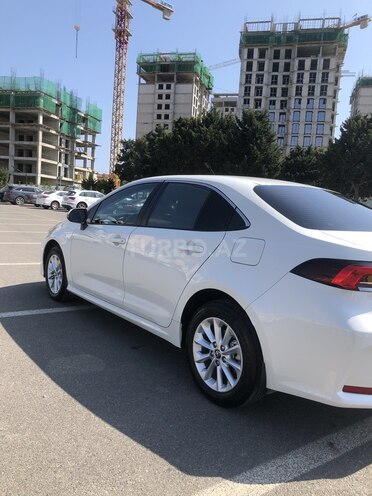 Toyota Corolla 2019, 105,600 km - 1.6 l - Bakı