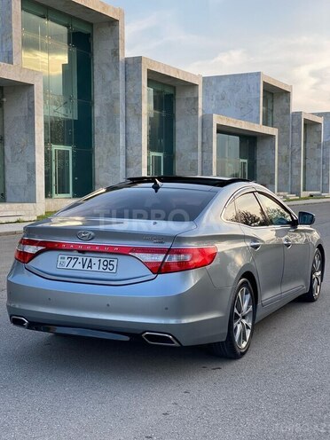 Hyundai Grandeur-9