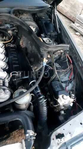 Mercedes E 250 1992, 294,739 km - 2.5 л - Goranboy