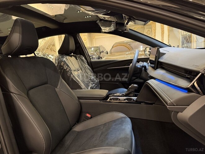 Toyota Camry-12