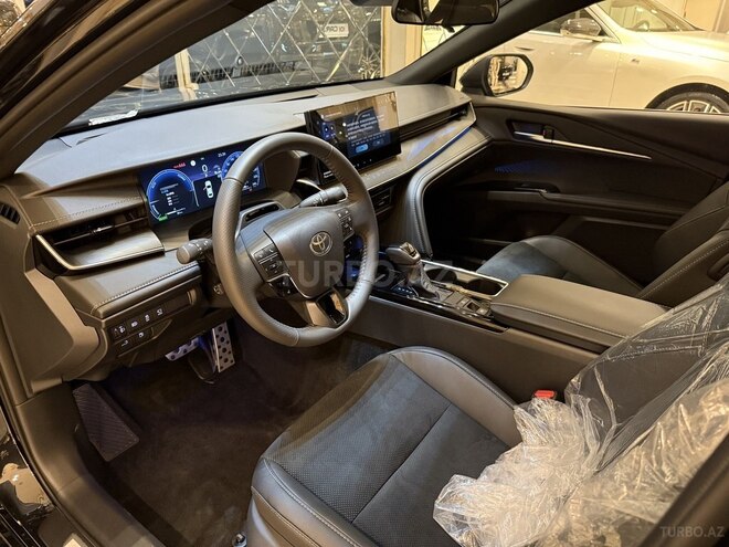 Toyota Camry-11
