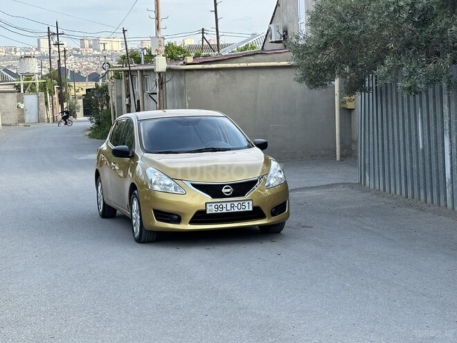 Nissan Tiida 2013, 286,000 km - 1.6 л - Bakı