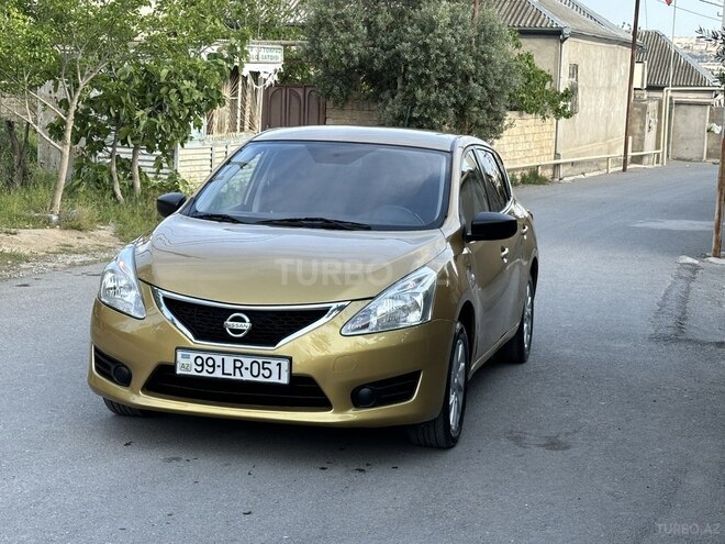 Nissan Tiida 2013, 286,000 km - 1.6 л - Bakı