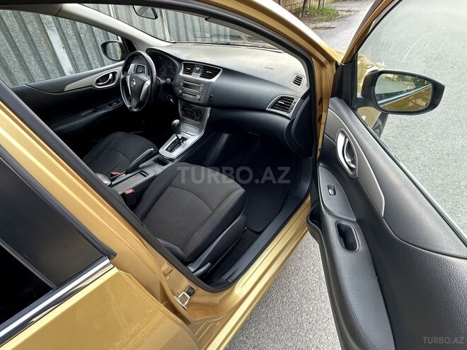 Nissan Tiida 2013, 286,000 km - 1.6 л - Bakı