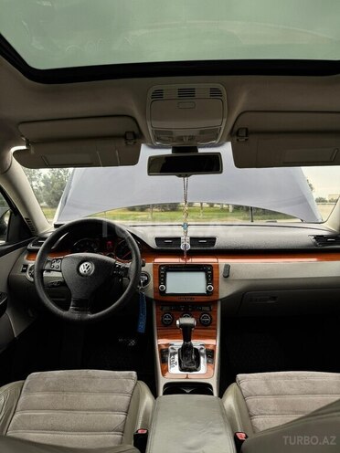Volkswagen Passat 2005, 255,000 km - 2.0 l - Bakı