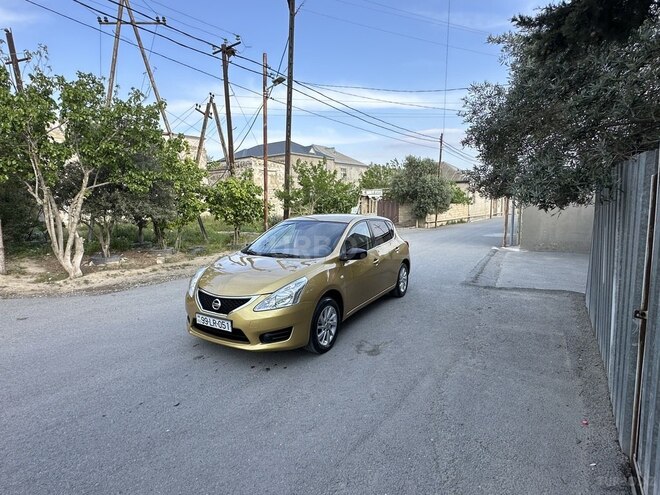 Nissan Tiida 2013, 286,000 km - 1.6 л - Bakı