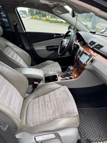 Volkswagen Passat 2005, 255,000 km - 2.0 l - Bakı