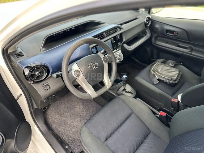 Toyota Aqua 2016, 42,950 km - 1.5 l - Bakı