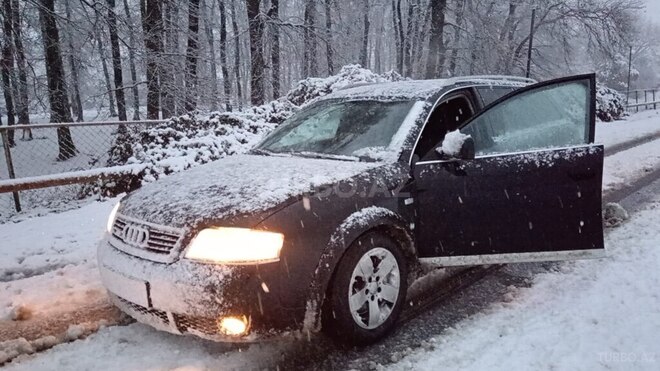 Audi A6 2005, 321,869 km - 2.8 l - Bakı