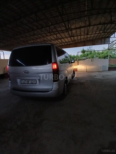 Hyundai H-1 2009, 347,618 km - 2.5 l - Bakı