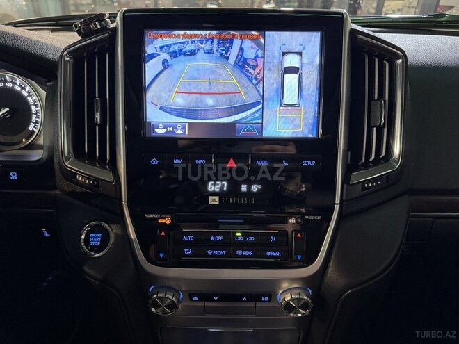 Toyota Land Cruiser-17