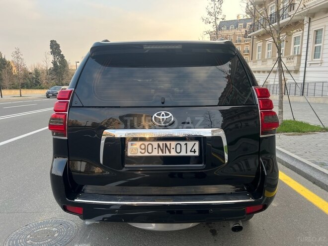 Toyota Land Cruiser Prado 2011, 235,000 km - 2.7 l - Bakı