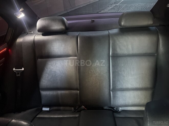 BMW 325 2002, 300,000 km - 2.5 л - Bakı