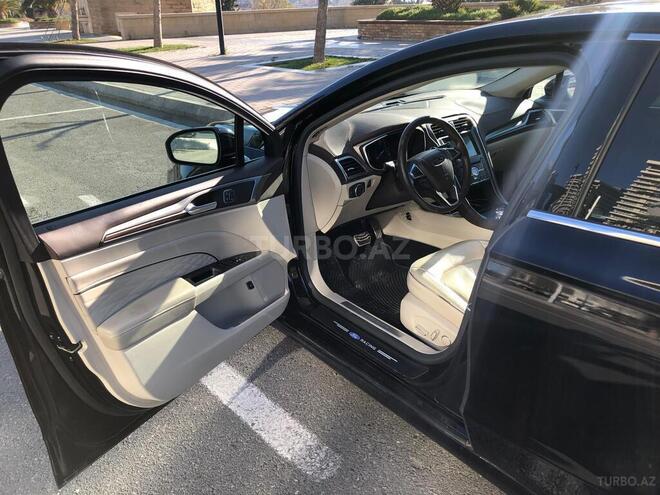 Ford Fusion (North America) 2017, 120,000 km - 2.0 л - Bakı