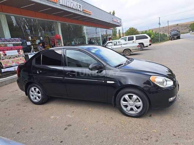 Hyundai Accent 2007, 220,000 km - 1.6 l - Quba