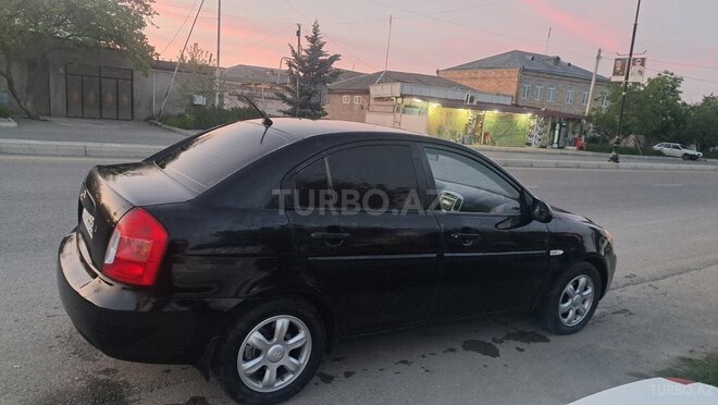 Hyundai Accent 2007, 220,000 km - 1.6 l - Quba