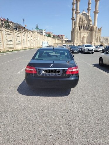 Mercedes E 200 d 2010, 300,000 km - 2.2 l - Bakı