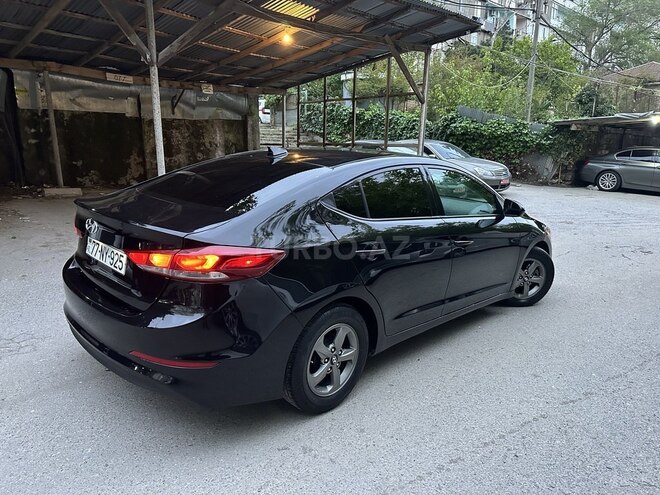 Hyundai Elantra 2017, 118,212 km - 1.4 л - Bakı