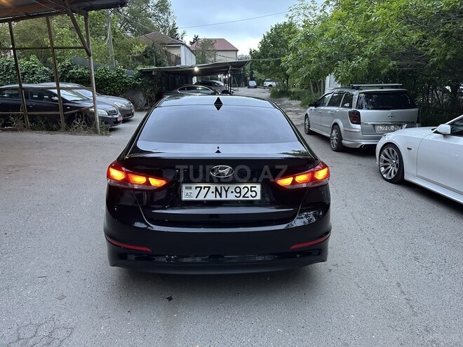 Hyundai Elantra 2017, 118,212 km - 1.4 л - Bakı