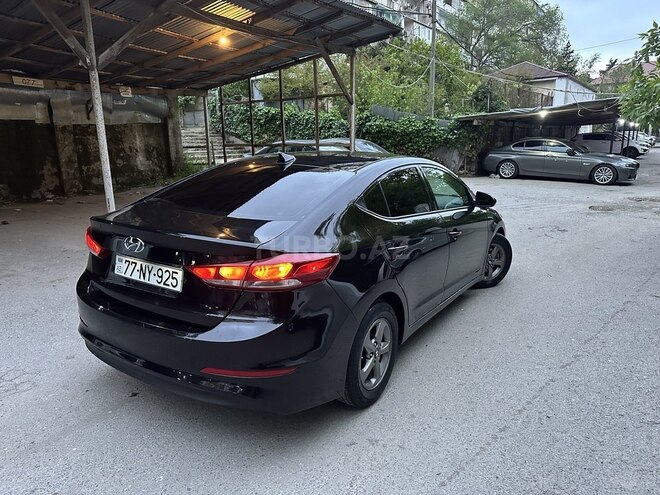 Hyundai Elantra 2017, 118,212 km - 1.4 л - Bakı