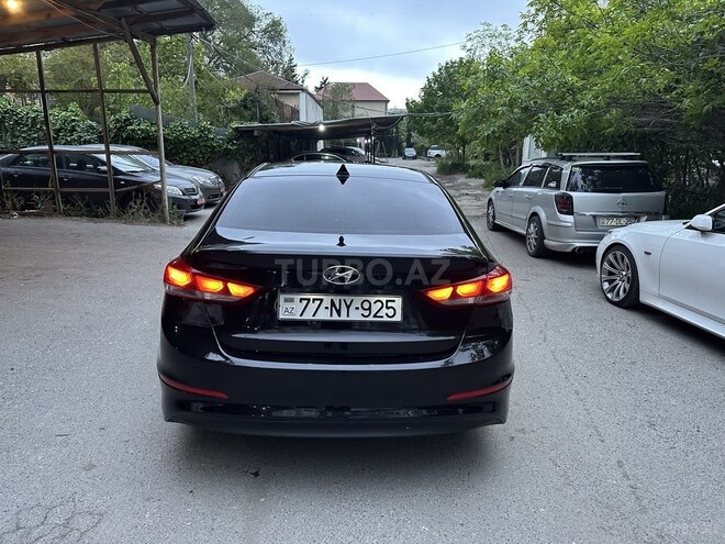 Hyundai Elantra 2017, 118,212 km - 1.4 л - Bakı