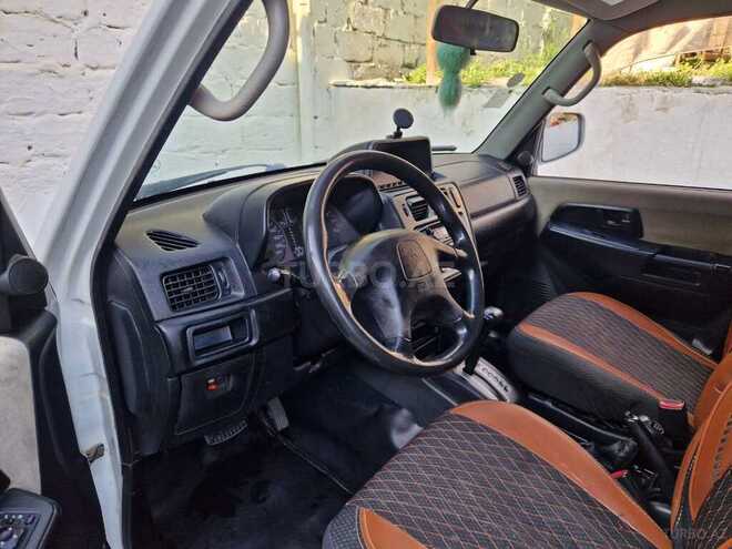 Mitsubishi Pajero io 2000, 304,069 km - 2.0 l - Bakı