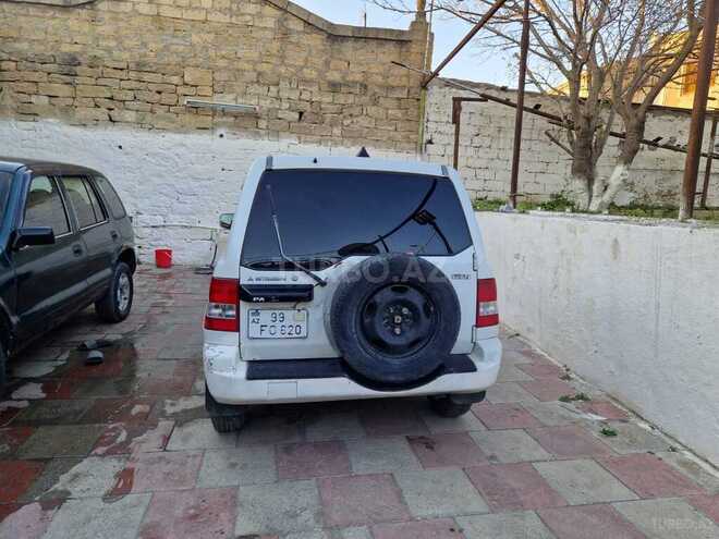 Mitsubishi Pajero io 2000, 304,069 km - 2.0 l - Bakı