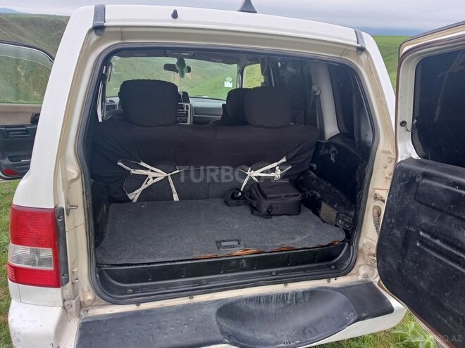 Mitsubishi Pajero io 2000, 304,069 km - 2.0 l - Bakı