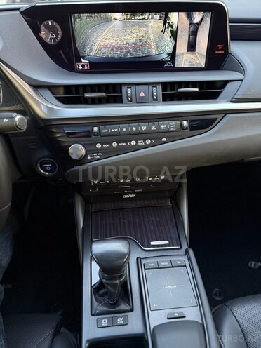 Lexus ES 300h 2020, 53,300 km - 2.5 l - Bakı