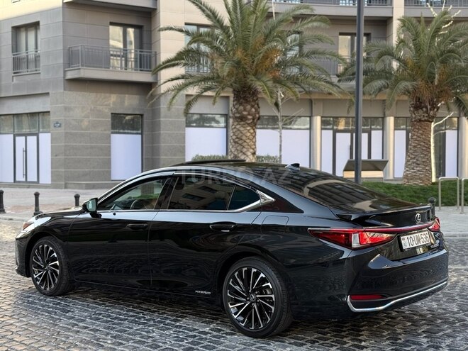 Lexus ES 300h 2020, 53,300 km - 2.5 l - Bakı